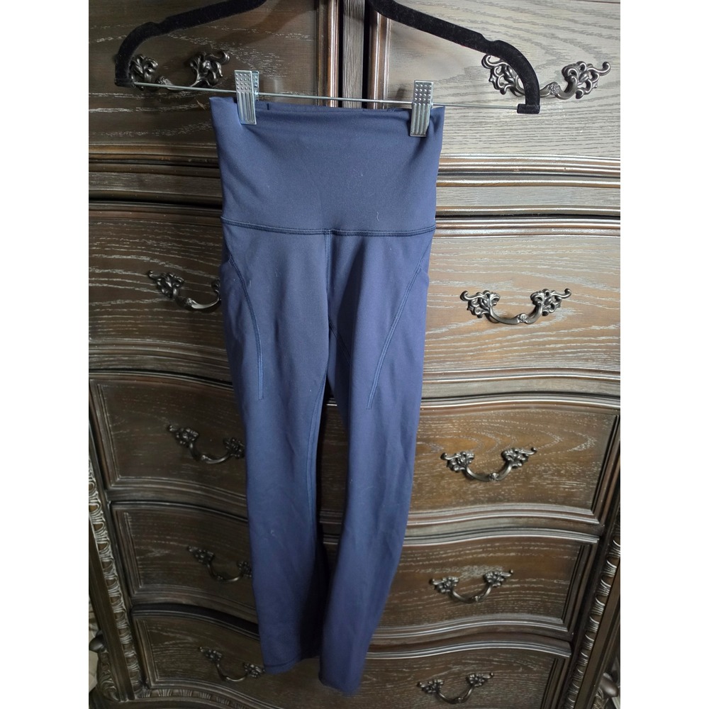 Lululemon Navy Blue High Rise Leggings with Pockets Size 0 LW5EPSS